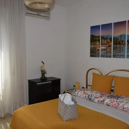 Apartment Casa Vacanze Serena Como