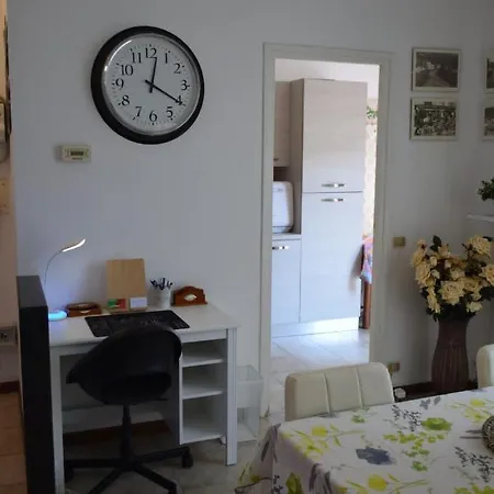 Casa Vacanze Serena Apartment *